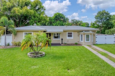 Beach Home Sale Pending in St. Petersburg, Florida