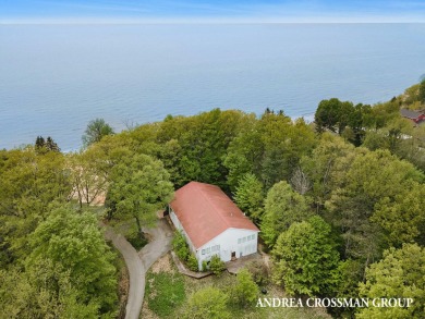 Beach Home Sale Pending in Holland, Michigan