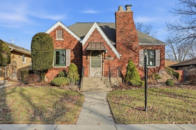 Beach Home Sale Pending in Whiting, Indiana