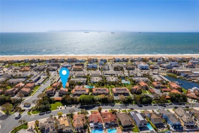 Beach Condo For Sale in Huntington Beach, California