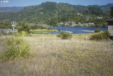 Beach Lot For Sale in Gold Beach, Oregon