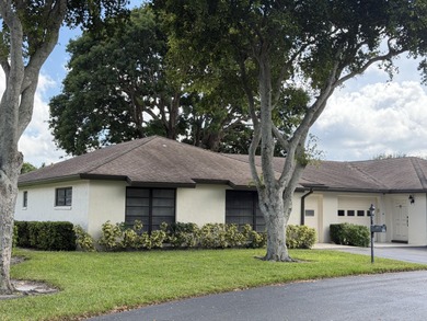 Beach Home For Sale in Boynton Beach, Florida