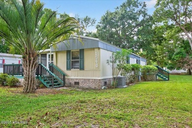 Beach Home For Sale in Ocean Isle Beach, North Carolina