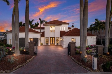 Beach Home For Sale in Sarasota, Florida