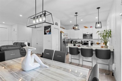 Beach Townhome/Townhouse For Sale in Homestead, Florida