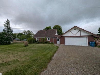 Beach Home For Sale in Au Gres, Michigan
