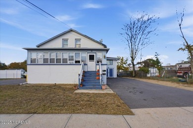 Beach Home For Sale in Union Beach, New Jersey