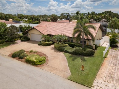 Beach Home For Sale in Venice, Florida