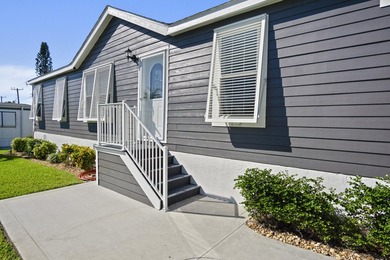 Beach Home For Sale in Hobe Sound, Florida