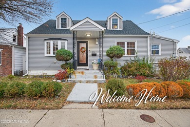 Beach Home Sale Pending in Keansburg, New Jersey