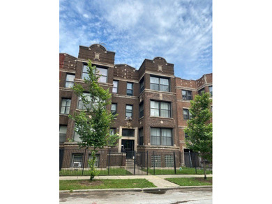 Beach Home For Sale in Chicago, Illinois