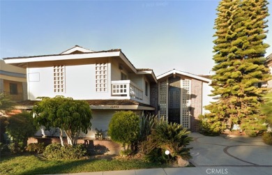 Beach Home Sale Pending in Huntington Beach, California