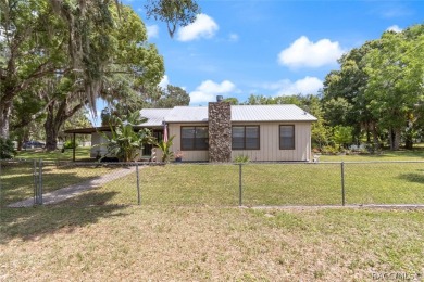 Beach Home For Sale in Homosassa, Florida