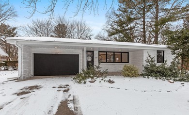 Beach Home For Sale in Michigan City, Indiana