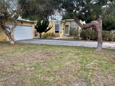 Beach Home Active Under Contract in Redondo Beach, California