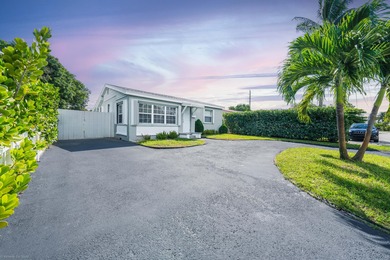 Beach Home For Sale in Fort Lauderdale, Florida