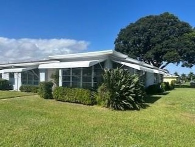 Beach Condo For Sale in Boynton Beach, Florida