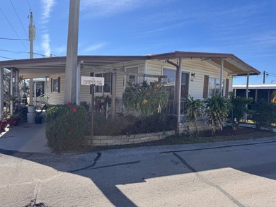 Beach Home For Sale in St. Petersburg, Florida