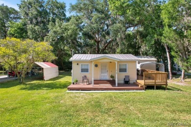 Beach Home For Sale in Homosassa, Florida