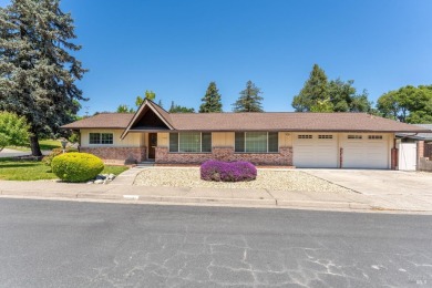 Beach Home For Sale in Ukiah, California