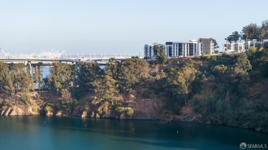 Beach Condo For Sale in San Francisco, California