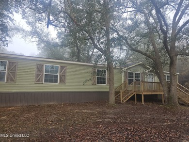 Beach Home Sale Pending in Moss Point, Mississippi