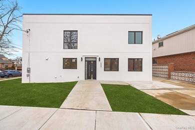 Beach Home For Sale in Bayside, New York