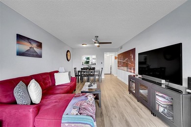 Beach Condo For Sale in Sunrise, Florida