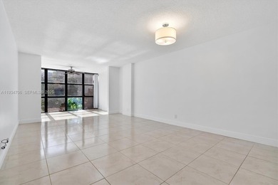 Beach Condo For Sale in Hallandale Beach, Florida