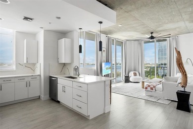 Beach Condo For Sale in West Palm Beach, Florida