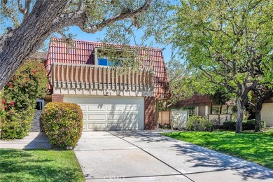 Beach Townhome/Townhouse Active Under Contract in Rolling Hills Estates, California