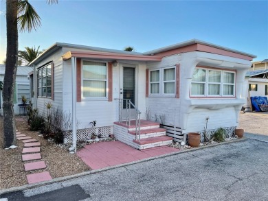 Beach Home Sale Pending in Longboat Key, Florida