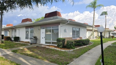 Beach Condo For Sale in Holiday, Florida