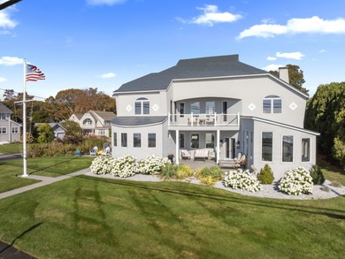 Beach Home For Sale in Old Saybrook, Connecticut