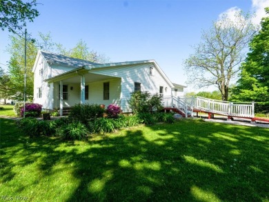 Beach Home For Sale in Ashtabula, Ohio