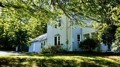 Beach Home For Sale in Milford, Connecticut