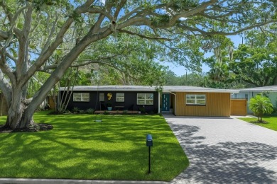Beach Home For Sale in Dunedin, Florida