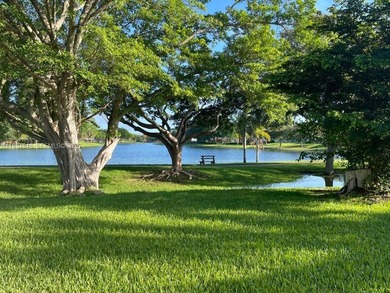 Beach Condo For Sale in Miami, Florida