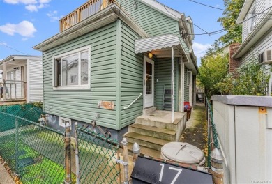 Beach Home For Sale in Bronx, New York