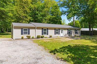 Beach Home For Sale in Gloucester, Virginia