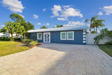 Beach Home For Sale in Tampa, Florida