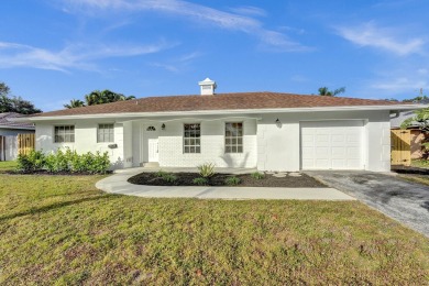 Beach Home For Sale in Boca Raton, Florida