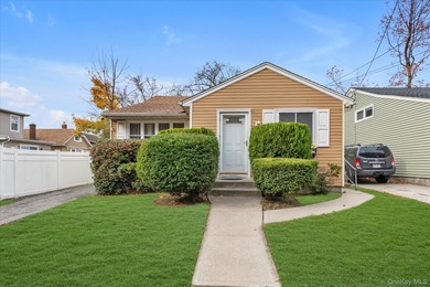 Beach Home Sale Pending in College Point, New York