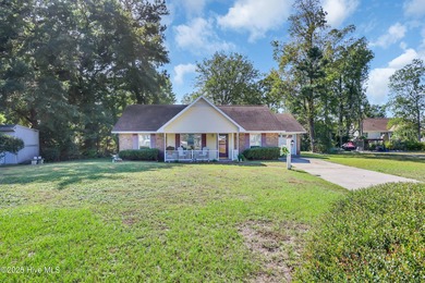 Beach Home Active Under Contract in Sunset Beach, North Carolina