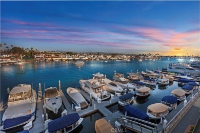 Beach Condo For Sale in Newport Beach, California