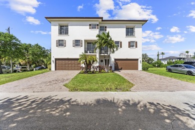 Beach Home For Sale in West Palm Beach, Florida