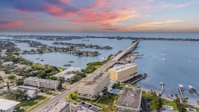 Beach Condo For Sale in Belleair Beach, Florida