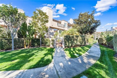 Beach Townhome/Townhouse For Sale in Huntington Beach, California