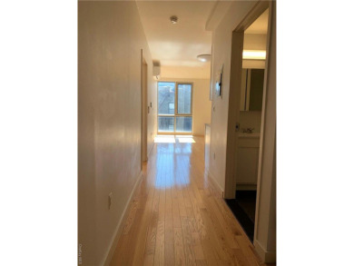 Beach Condo For Sale in New York, New York