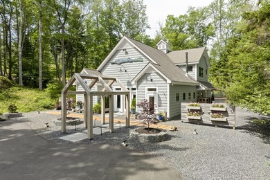 Beach Home For Sale in Boothbay, Maine